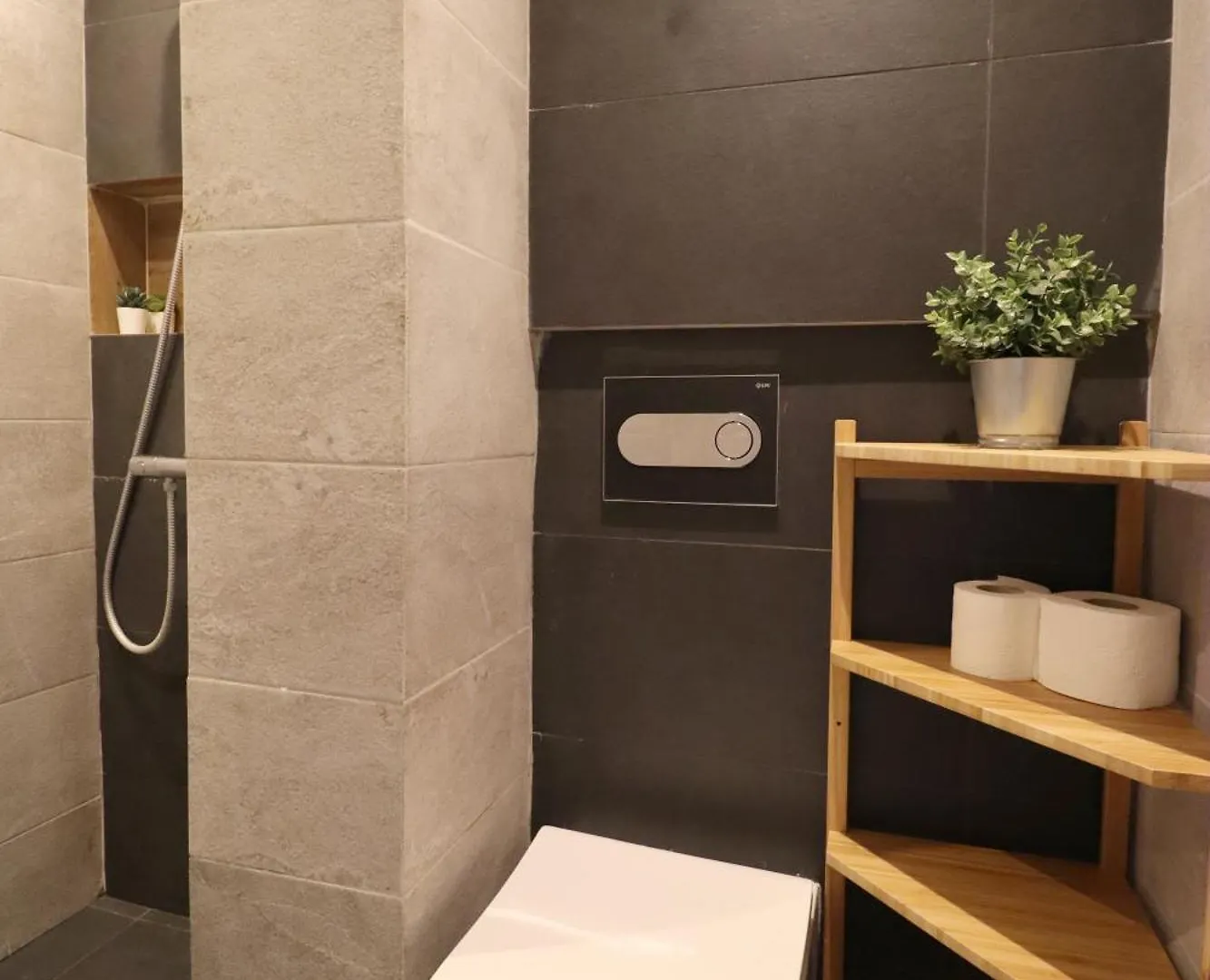 New Modern & Sunny Apartment Womens Market Sofia